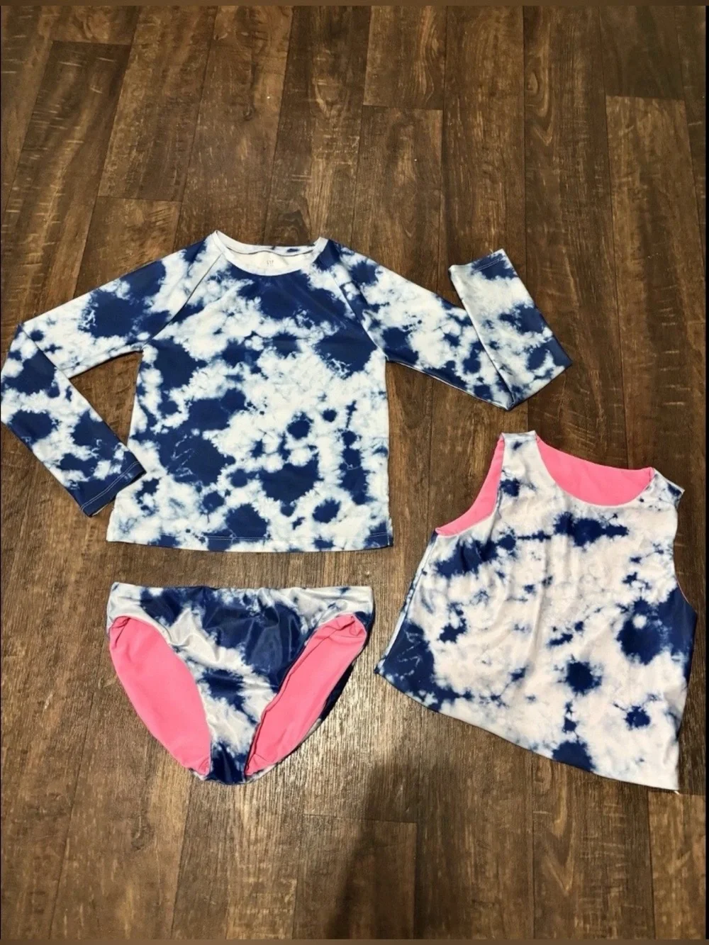 GAP Kids 3 Pieces Reversible Rash Guard Swim Tie Dye Set Girls Size L (10-12)